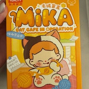 Mika Cat Cafe in Operation Blind box